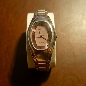 Decade Designer Ladies Watch, Silvertone, Lilac Face Undertones, Quartz, Stainle